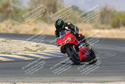 media/Mar-28-2022-Superbike Trackdays (Mon) [[b8603d0f67]]/Open Track Time/Turn 7/